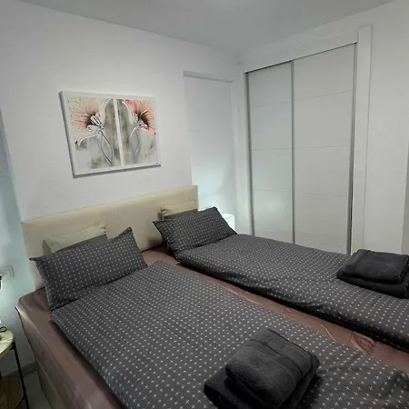 Luxury Tropicmar 77 Apartment Benidorm